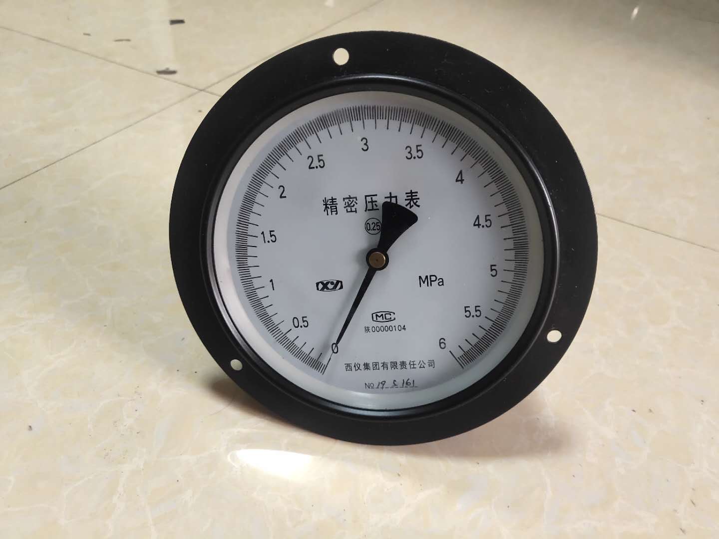 軸向精密壓力表 軸向精密壓力表